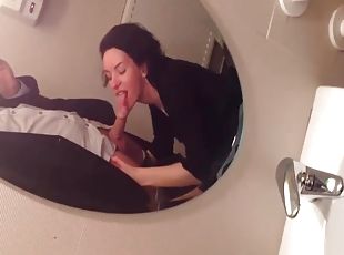 Blowjob in bathroom