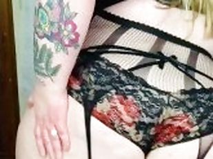 Horny BBW in Lingerie Teases Dances and Spreads Asshole