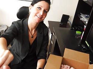Office lady is surprised by the size of her boss's huge cock