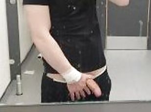 British boy has fun in the gym changing room (Risky). Full video on OnlyFans: @kamalee0